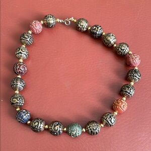 Elegant Multicolor Beaded Necklace